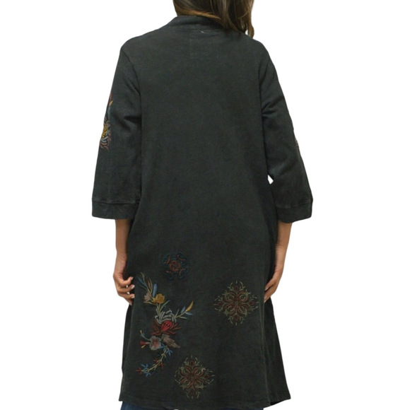 120. NWT WOMENS KYLA SEO S (FIT XL) DETAIL JACKET - Picture 4 of 4